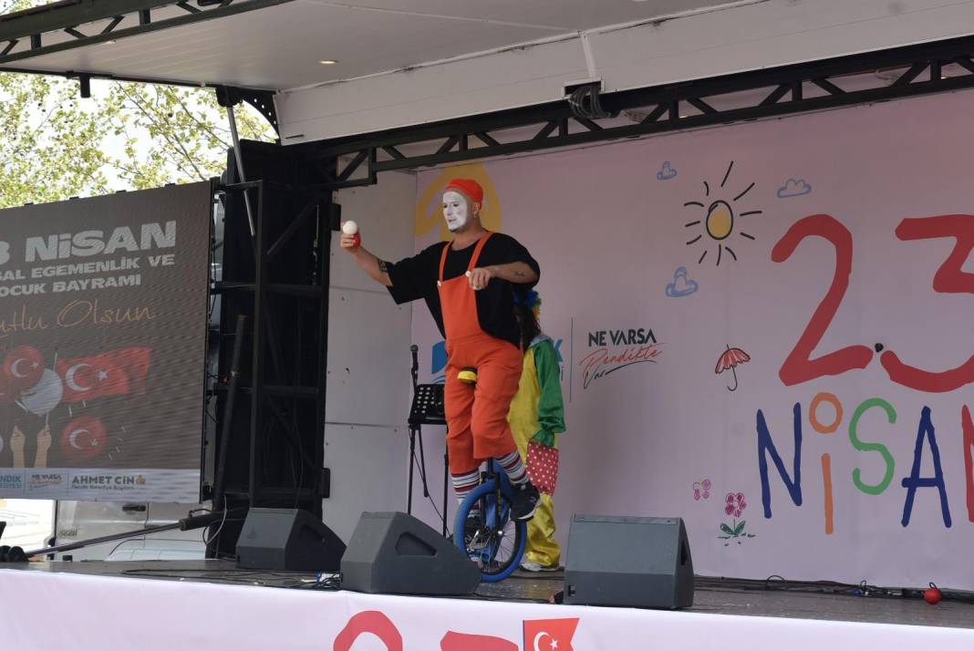 “23 Nisan Çocuk Şenliği” Başkan Ahmet Cin’in Katılımıyla Gerçekleşti 4